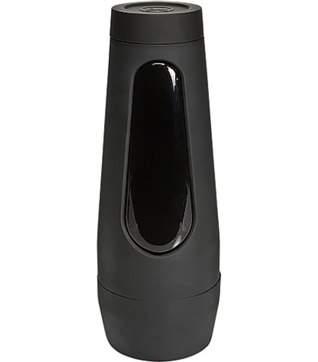 Iryna Ivanova, Main Squeeze - Playmateiryna - med knappar på sidorna på det hårda skalet