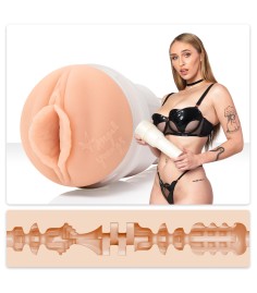 Angel Youngs, Sweetnes , lösfitta av denna heta tjej med stora 34DD bröst!