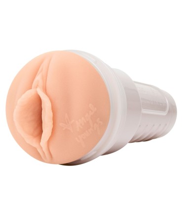 Angel Youngs, Sweetnes , het och skön tjej från NY!