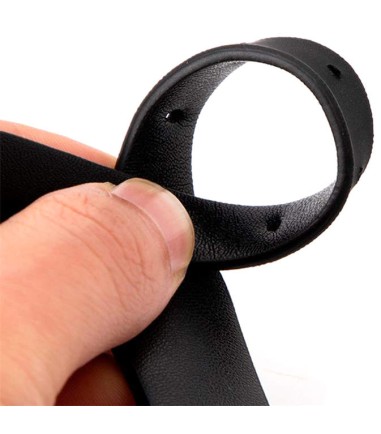 Collar with Leash and Bell, mjukt konstlädermaterial